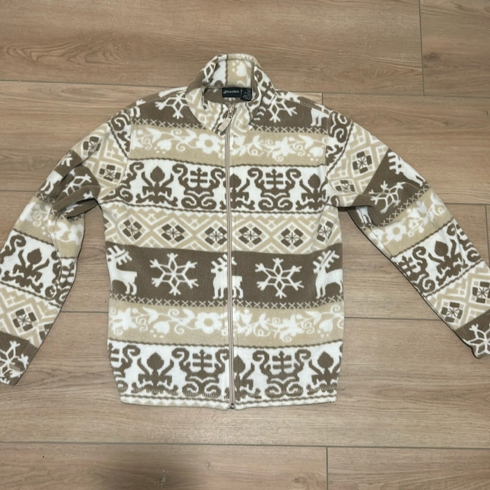 Women patterned cozy fleece